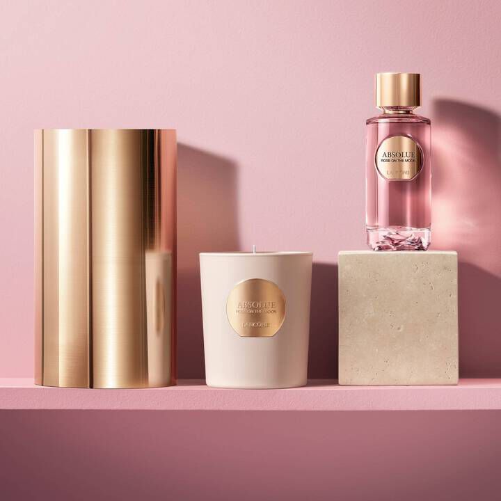 Rose On The Moon Scented Candle