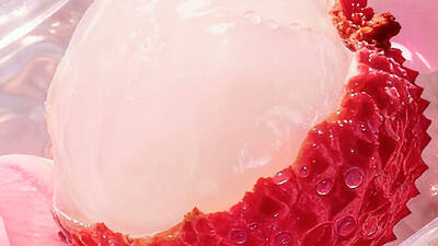 Ingredient visual - cropping on lychees