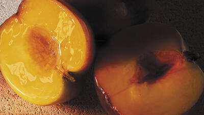 A BRIGHT JUICY PEACH
