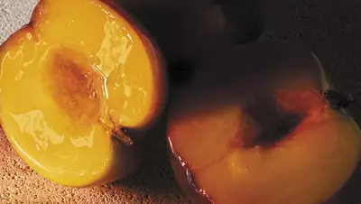 A BRIGHT JUICY PEACH