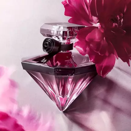 La Nuit Tresor Eau de Parfum